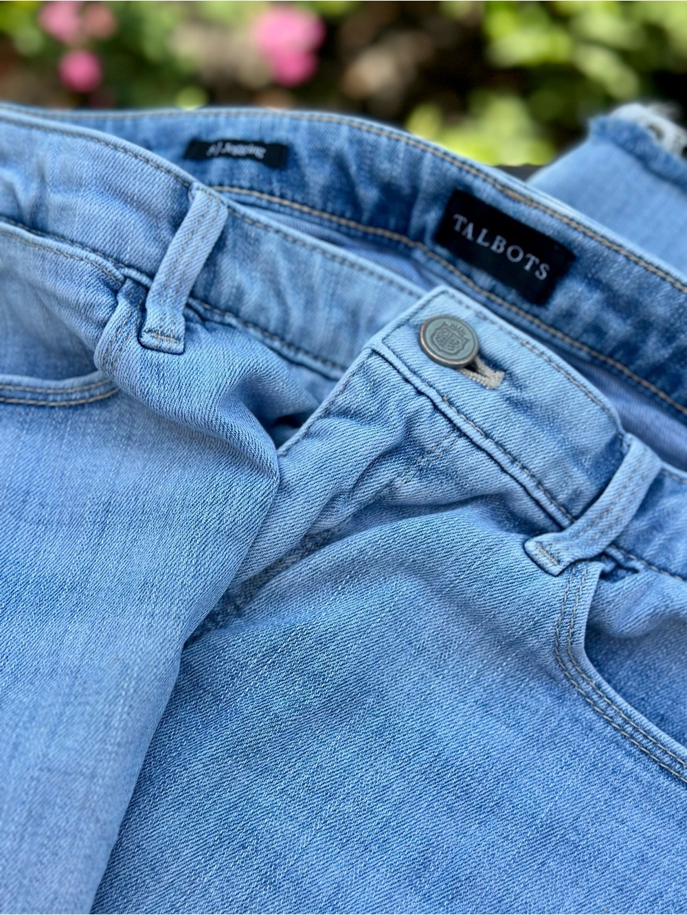 Talbots 5 Pocket Jeggings Size 8 Light Wash Stretch Denim Jeans - Picture 2 of 7